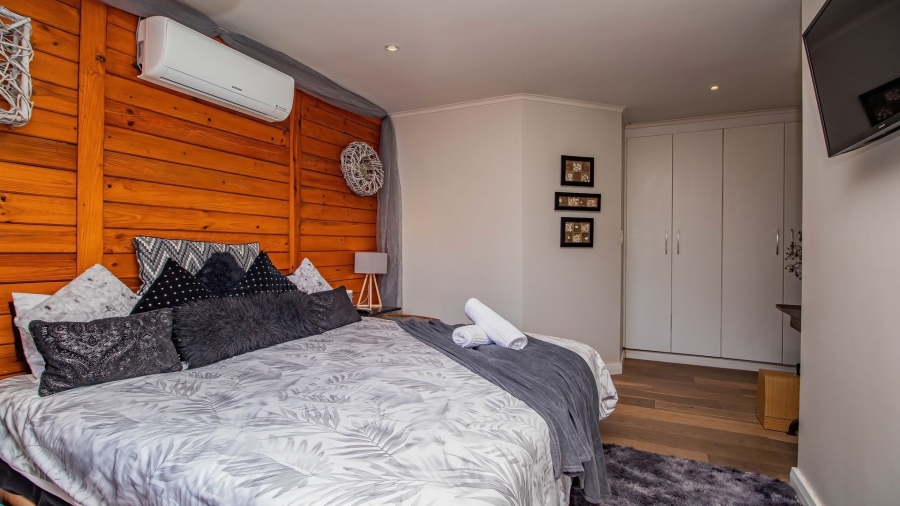 14 Bedroom Property for Sale in Welbedacht Western Cape